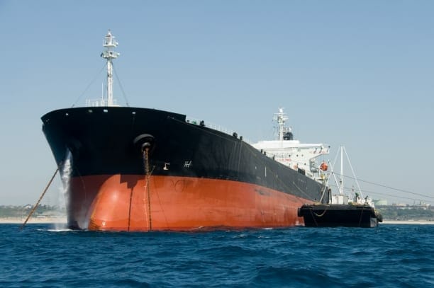 Práce na tankeru, oil, chemical & product